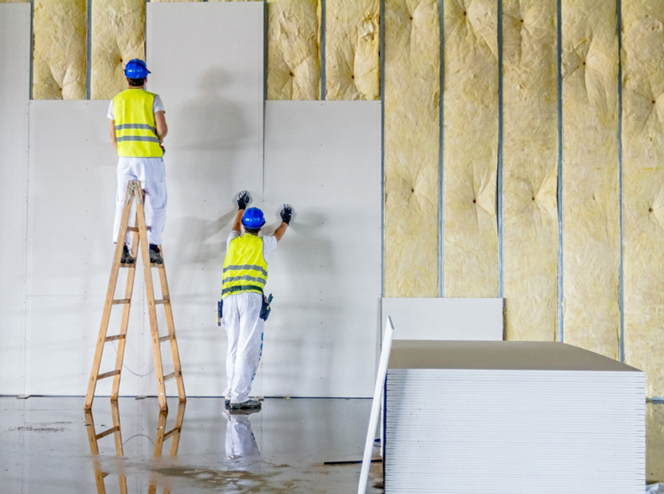 Drywall repair for walls in Atlantis