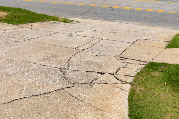 cracked driveway inspection